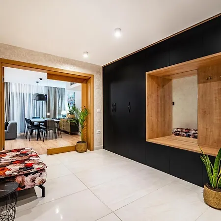 The Luxury Nest - Private Heated Pool 扎达尔