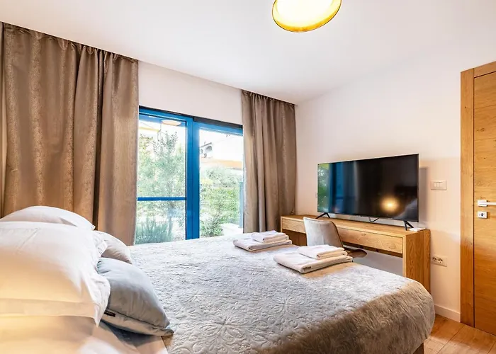 Lägenhet The Luxury Nest - Private Heated Pool