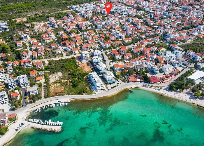 The Luxury Nest - Private Heated Pool