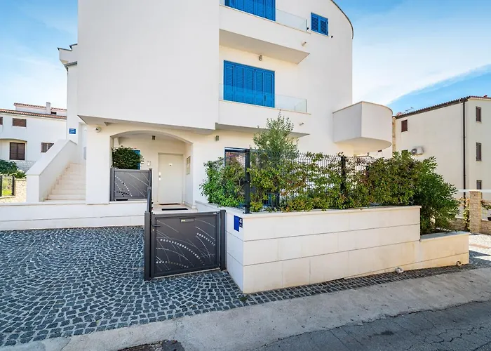 Lägenhet The Luxury Nest - Private Heated Pool *